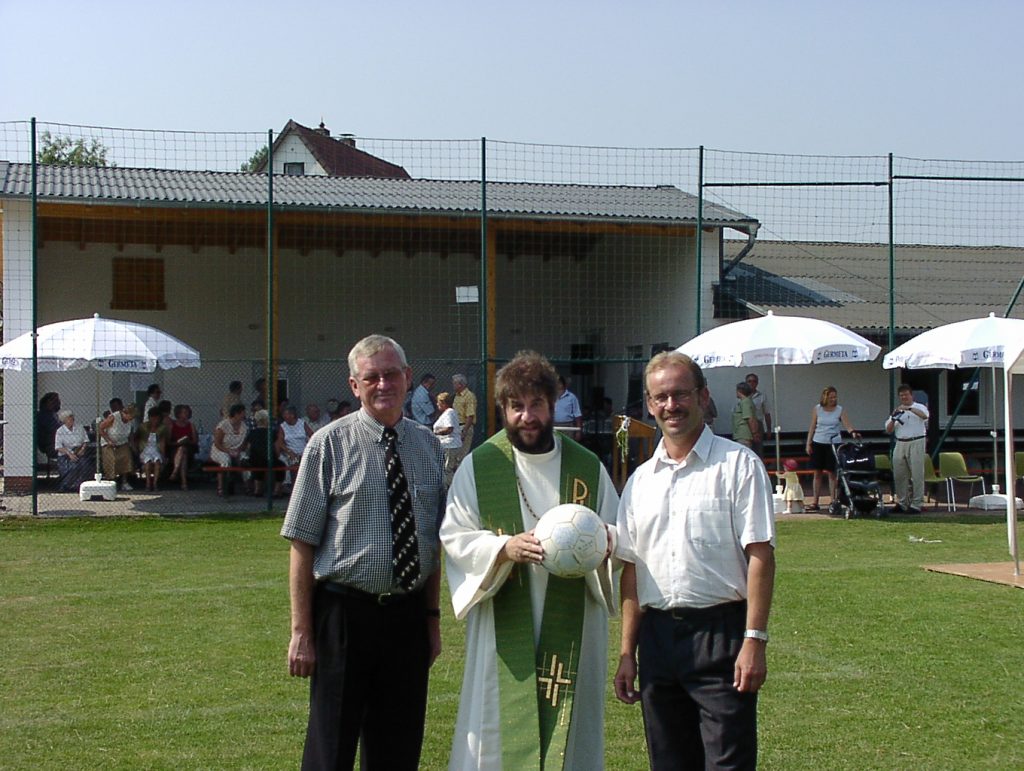 Neues Sportheim gesegnet