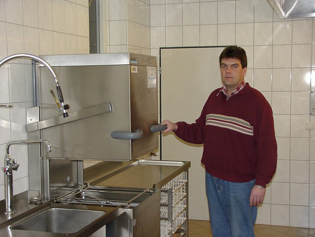 Neue Küche in der Halle